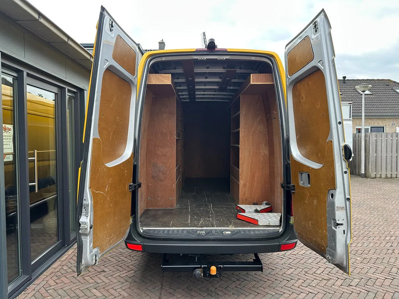 Volkswagen Crafter 50 MAXI 163PK AIRCO CAMERA 3 ZITS 91TKM - Furgão: foto 4 Volkswagen Crafter 50 MAXI 163PK AIRCO CAMERA 3 ZITS 91TKM - Furgão: foto 4