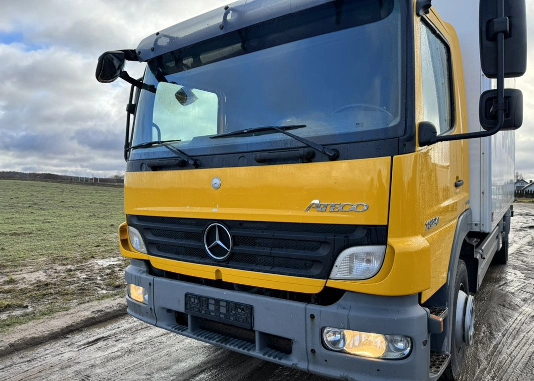 MERCEDES-BENZ ATEGO 1324 Sprowadzony - Camião isotérmico: foto 2 MERCEDES-BENZ ATEGO 1324 Sprowadzony - Camião isotérmico: foto 2