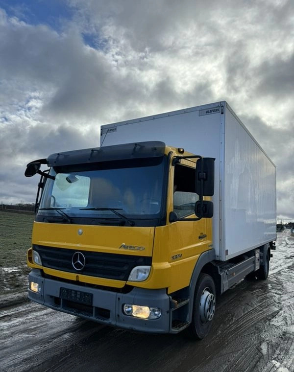 MERCEDES-BENZ ATEGO 1324 Sprowadzony - Camião isotérmico: foto 1 MERCEDES-BENZ ATEGO 1324 Sprowadzony - Camião isotérmico: foto 1