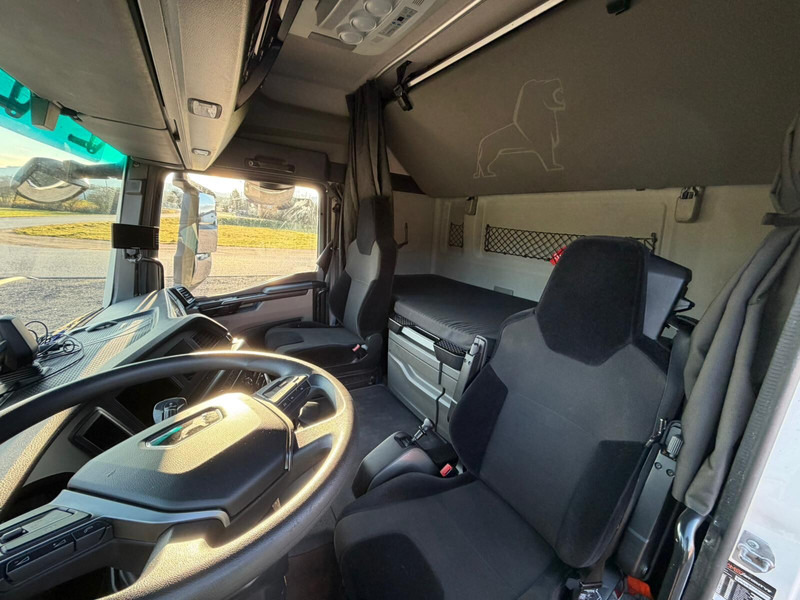 Camião de lona MAN 12.220: foto 7