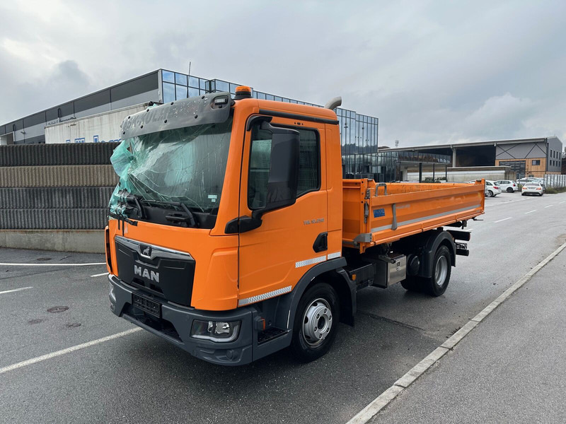 MAN TGL 12.250 4X2 BB CH Kiper - Camião basculante: foto 2 MAN TGL 12.250 4X2 BB CH Kiper - Camião basculante: foto 2