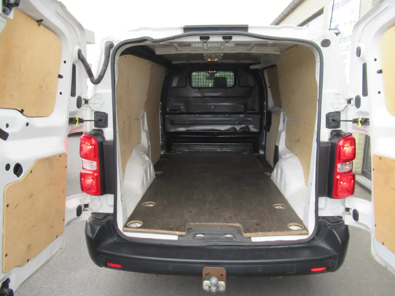Citroen Jumpy L3 AIRCO 13900€+TVA/BTW - Furgão: foto 5 Citroen Jumpy L3 AIRCO 13900€+TVA/BTW - Furgão: foto 5