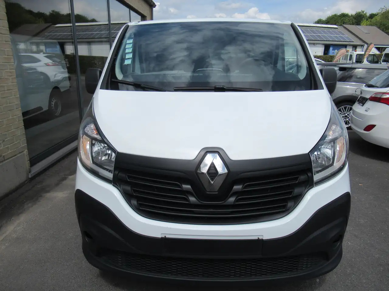 Renault Trafic CLIM AIRCO NAVI 11400€+TVA/BTW - Furgão compacto: foto 3 Renault Trafic CLIM AIRCO NAVI 11400€+TVA/BTW - Furgão compacto: foto 3