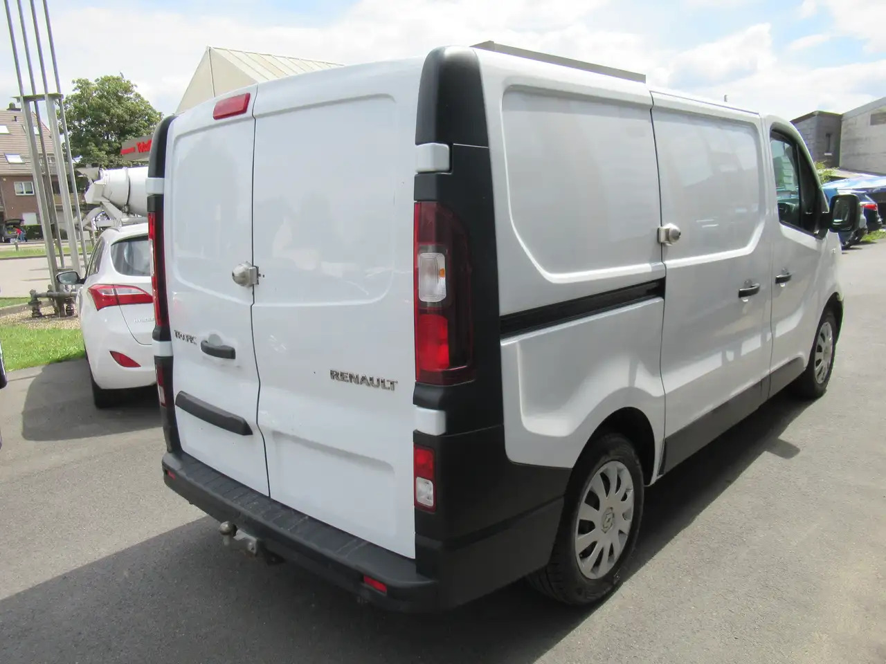 Renault Trafic CLIM AIRCO NAVI 11400€+TVA/BTW - Furgão compacto: foto 2 Renault Trafic CLIM AIRCO NAVI 11400€+TVA/BTW - Furgão compacto: foto 2