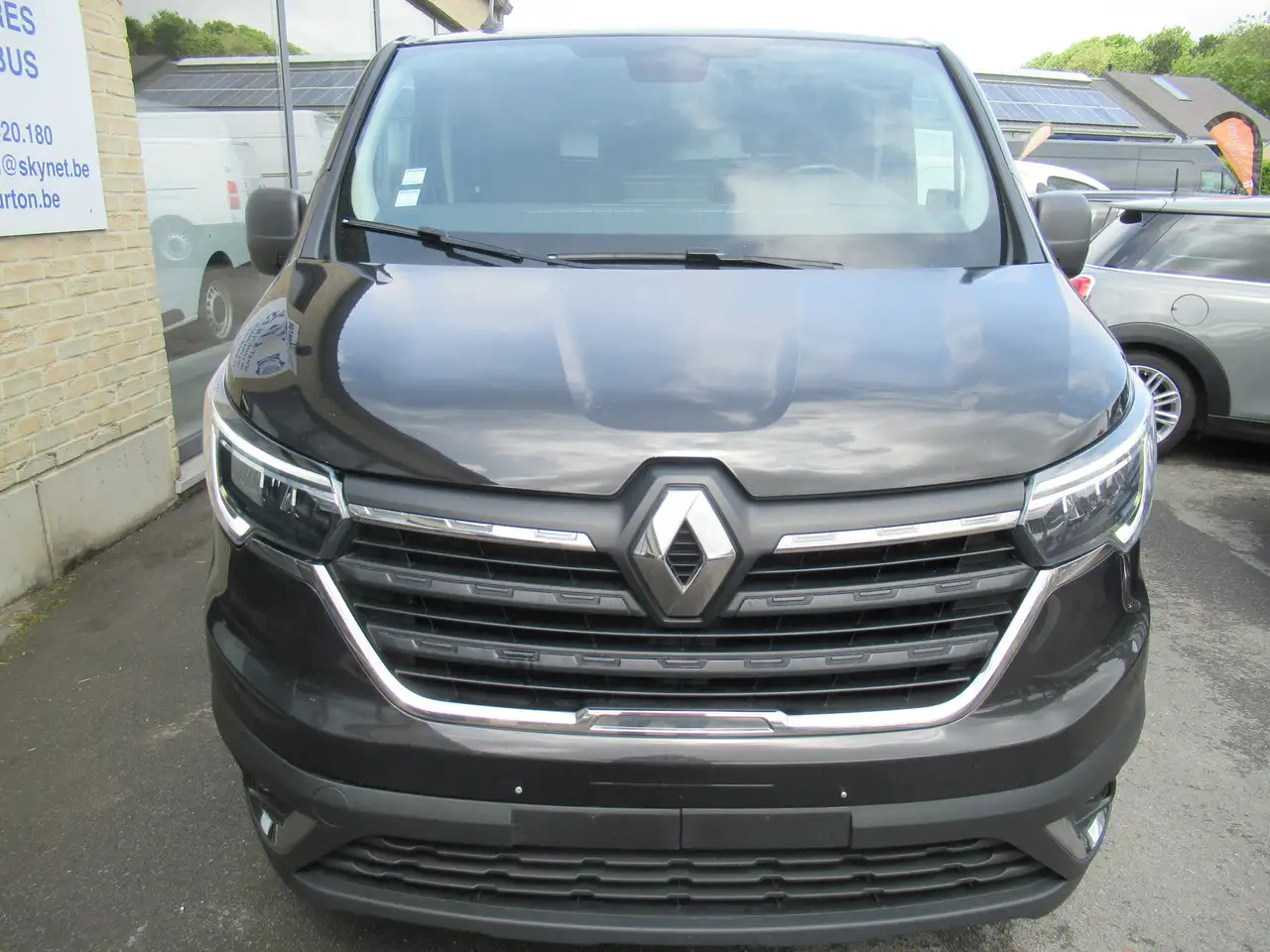 Renault Trafic L1H1 clim, navi cruise 14800€+tva/btw - Furgão: foto 3 Renault Trafic L1H1 clim, navi cruise 14800€+tva/btw - Furgão: foto 3