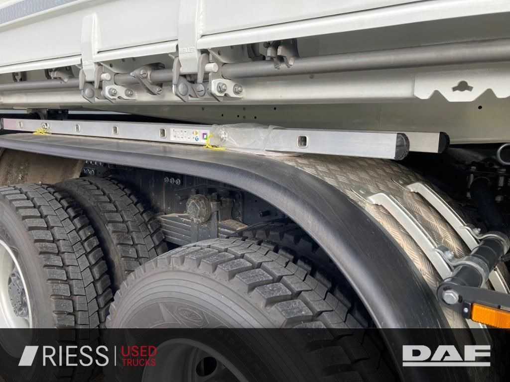 DAF XFc 480 FAT 6x4 Intarder Bordmatik Trigenius DAF XFc 480 FAT 6x4 Intarder Bordmatik Trigenius - Camião basculante: foto 4 DAF XFc 480 FAT 6x4 Intarder Bordmatik Trigenius DAF XFc 480 FAT 6x4 Intarder Bordmatik Trigenius - Camião basculante: foto 4