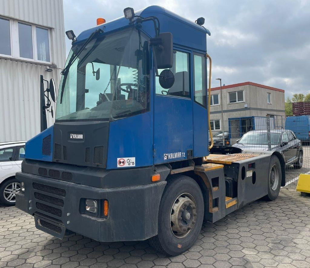 Kalmar T2 - Tractor de terminal: foto 4 Kalmar T2 - Tractor de terminal: foto 4