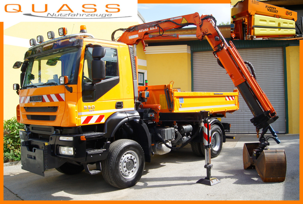 IVECO 190T33 Trakker 4x4/ATLAS 85.2/Euro5/Winterdienst/Streuer - Veículo limpa-neves: foto 1 IVECO 190T33 Trakker 4x4/ATLAS 85.2/Euro5/Winterdienst/Streuer - Veículo limpa-neves: foto 1