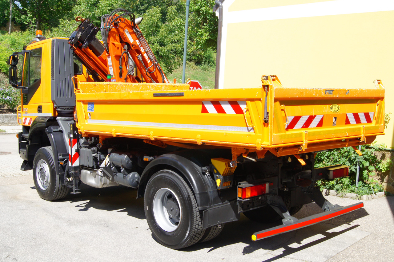 IVECO 190T33 Trakker 4x4/ATLAS 85.2/Euro5/Winterdienst/Streuer - Veículo limpa-neves: foto 4 IVECO 190T33 Trakker 4x4/ATLAS 85.2/Euro5/Winterdienst/Streuer - Veículo limpa-neves: foto 4