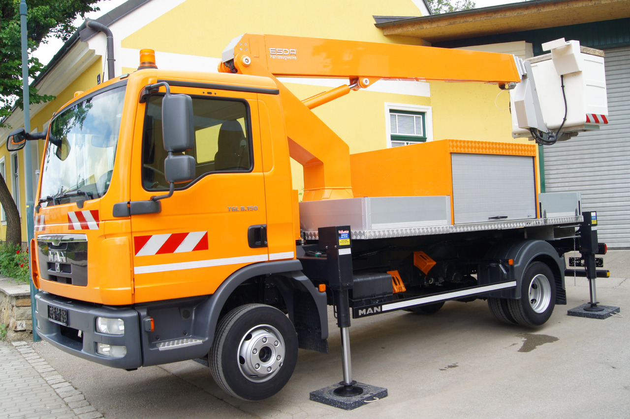 MAN TGL 8.150/TÜV/ESDA 21,5m Hubarbeitsbühne/Steiger/EURO 5 - Caminhão com plataforma aérea: foto 2 MAN TGL 8.150/TÜV/ESDA 21,5m Hubarbeitsbühne/Steiger/EURO 5 - Caminhão com plataforma aérea: foto 2
