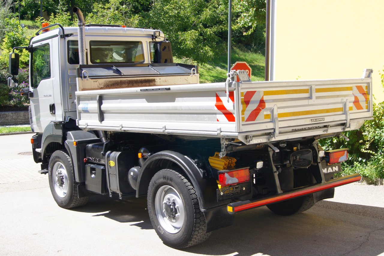 MAN TGM 13.290/4x4/TÜV/Euro 5/einzelbereift/Winterdienst/MEILLER - Veículo limpa-neves: foto 3 MAN TGM 13.290/4x4/TÜV/Euro 5/einzelbereift/Winterdienst/MEILLER - Veículo limpa-neves: foto 3