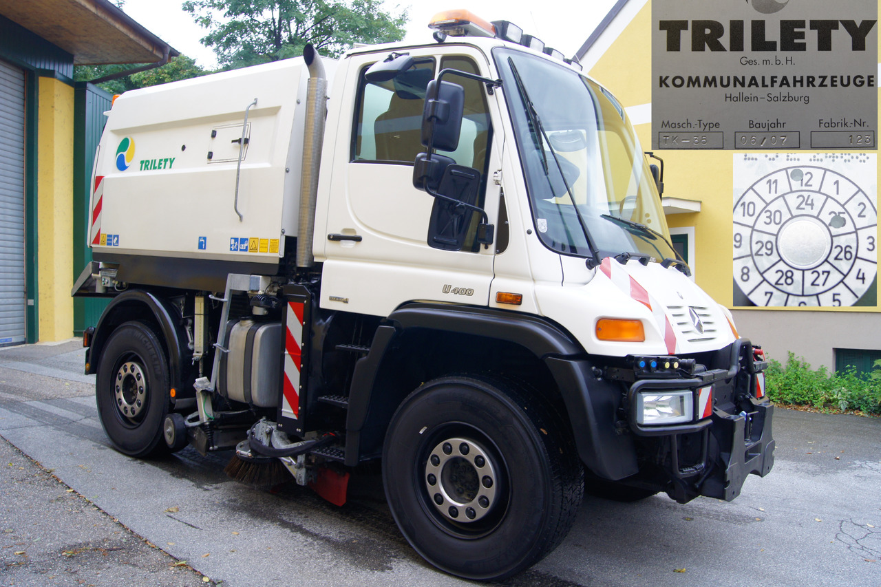 UNIMOG Unimog U400 + TRILETY Kehrmaschine/TÜV/EUR4/Leistungshydraulik - Varredora urbana: foto 2 UNIMOG Unimog U400 + TRILETY Kehrmaschine/TÜV/EUR4/Leistungshydraulik - Varredora urbana: foto 2