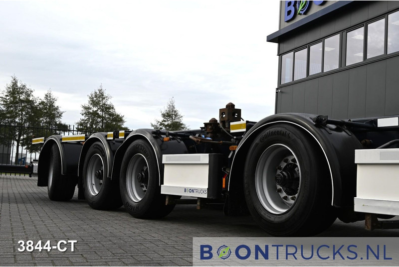 D-Tec CT-53-04D COMBITRAILER | 2x20-30-40-45ft HC * 3x LIFT AXLE * 2x STEERING * NL TRAILER * LZV * APK 03-2026 - Semi-reboque transportador de contêineres/ Caixa móvel: foto 3 D-Tec CT-53-04D COMBITRAILER | 2x20-30-40-45ft HC * 3x LIFT AXLE * 2x STEERING * NL TRAILER * LZV * APK 03-2026 - Semi-reboque transportador de contêineres/ Caixa móvel: foto 3
