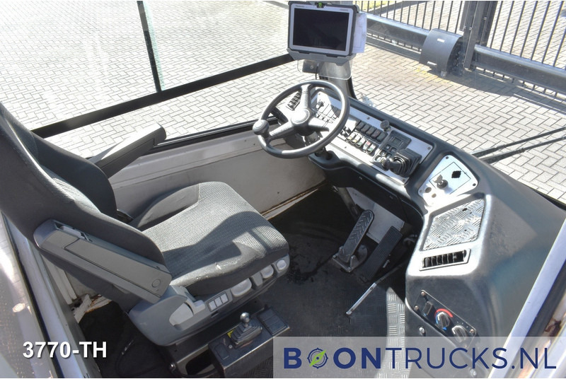 Terberg YT222 4x2 | TERMINAL TRUCK * NL KENTEKEN - Tractor de terminal: foto 2 Terberg YT222 4x2 | TERMINAL TRUCK * NL KENTEKEN - Tractor de terminal: foto 2