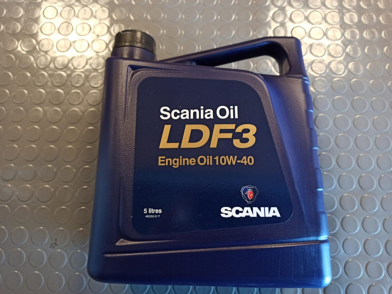 SCANIA ENGINE OIL LDF3 - 2021361 - Óleo lubrificante/ Produto para o cuidado automovel: foto 1 SCANIA ENGINE OIL LDF3 - 2021361 - Óleo lubrificante/ Produto para o cuidado automovel: foto 1