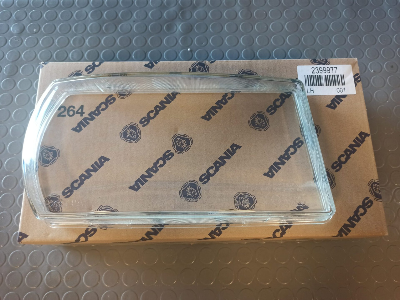 SCANIA LENS 2399977 - Iluminação por Camião: foto 1 SCANIA LENS 2399977 - Iluminação por Camião: foto 1