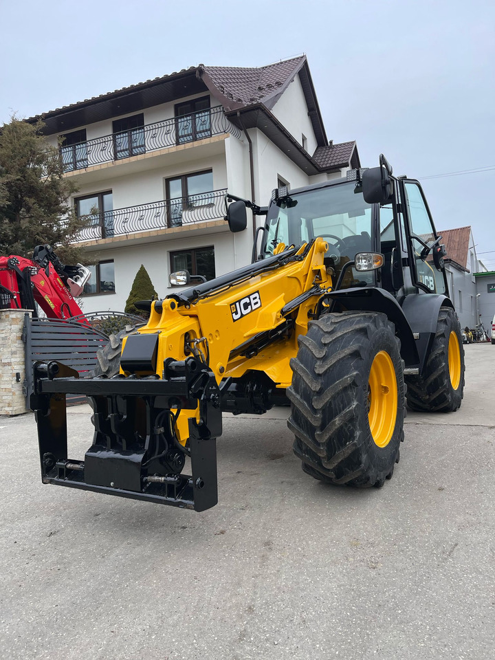 JCB TM320s - Pá carregadora telescópica: foto 1 JCB TM320s - Pá carregadora telescópica: foto 1