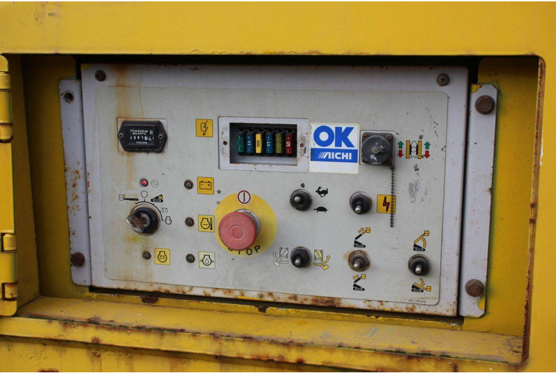 Plataforma telescópica Aichi SR123/ISF403: foto 18