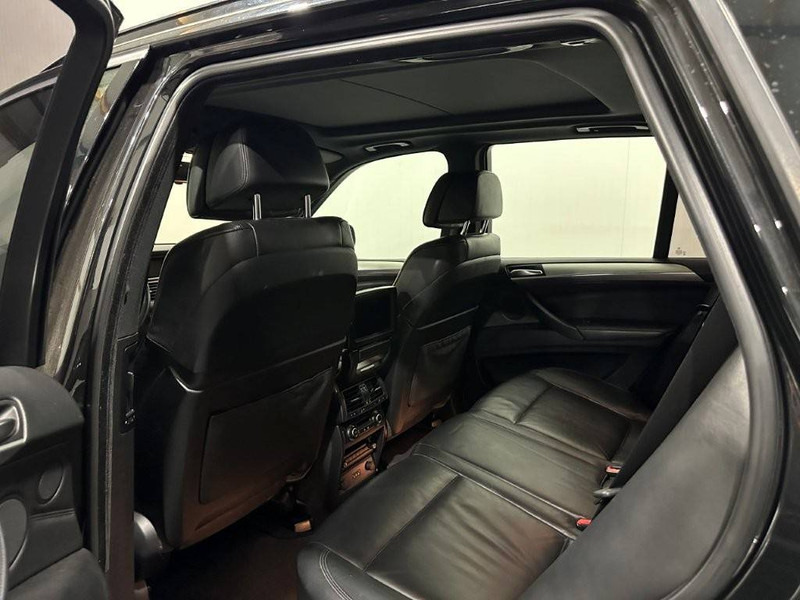 SUV BMW X5: foto 6