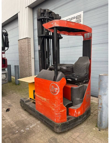 BT RR B1 - Empilhador retráctil: foto 3 BT RR B1 - Empilhador retráctil: foto 3