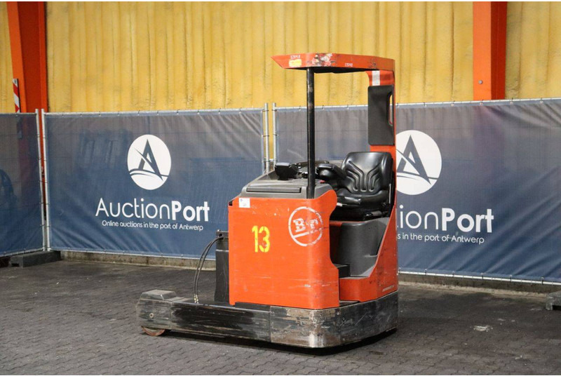 BT RR B7 - Empilhador retráctil: foto 3 BT RR B7 - Empilhador retráctil: foto 3