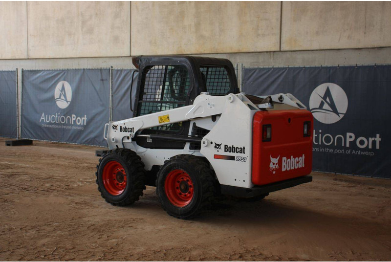 Bobcat S550 - Pá carregadora de rodas: foto 3 Bobcat S550 - Pá carregadora de rodas: foto 3