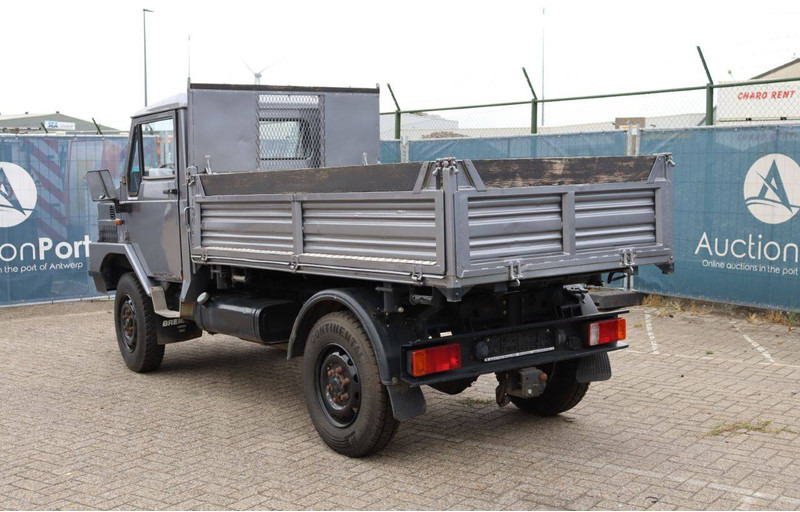 Bremach TGR 35 - Camião furgão: foto 4 Bremach TGR 35 - Camião furgão: foto 4