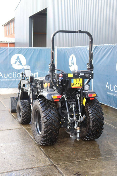 Captain 263 - Trator: foto 4 Captain 263 - Trator: foto 4