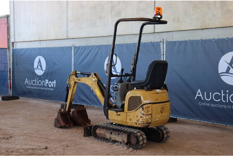 Caterpillar 300.9D - Mini escavadeira: foto 3 Caterpillar 300.9D - Mini escavadeira: foto 3