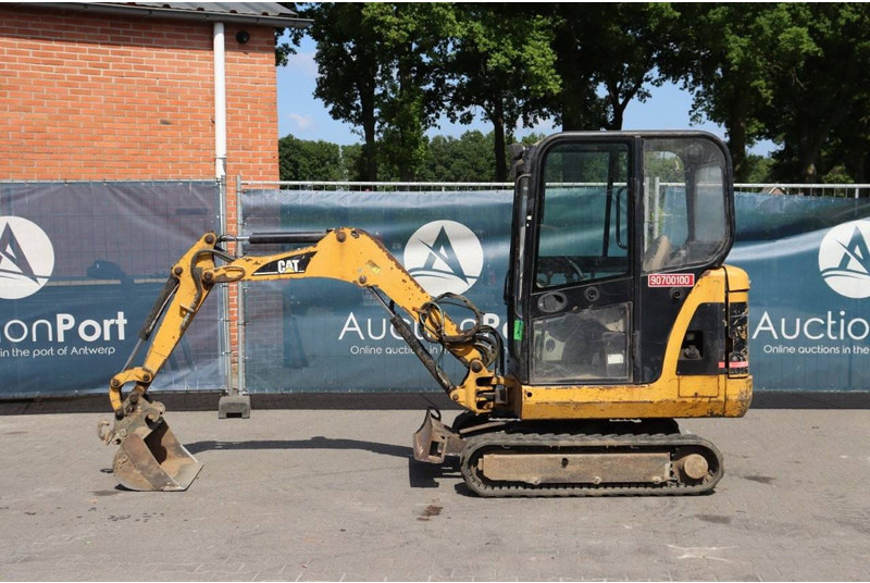 Caterpillar 301.8 - Mini escavadeira: foto 2 Caterpillar 301.8 - Mini escavadeira: foto 2