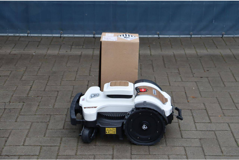 Cenntro AMBROGIO - Cortador de grama: foto 2 Cenntro AMBROGIO - Cortador de grama: foto 2