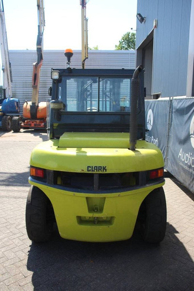 Clark SF50D - Empilhadeira a diesel: foto 4 Clark SF50D - Empilhadeira a diesel: foto 4