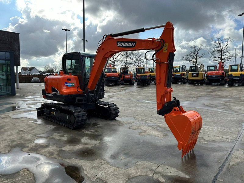 Doosan DX55-9C - Escavadora de rastos: foto 3 Doosan DX55-9C - Escavadora de rastos: foto 3