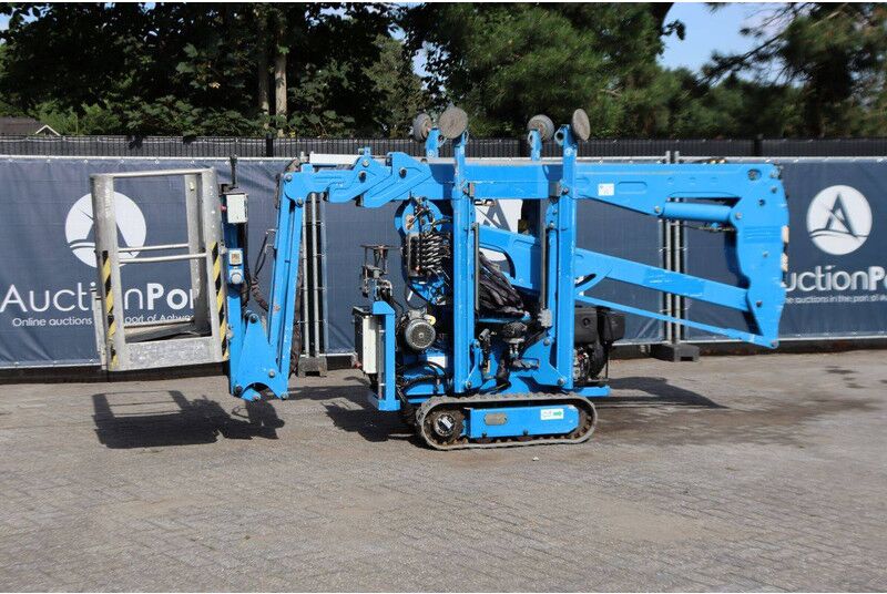 EasyLift R160 - Plataforma articulada: foto 1 EasyLift R160 - Plataforma articulada: foto 1