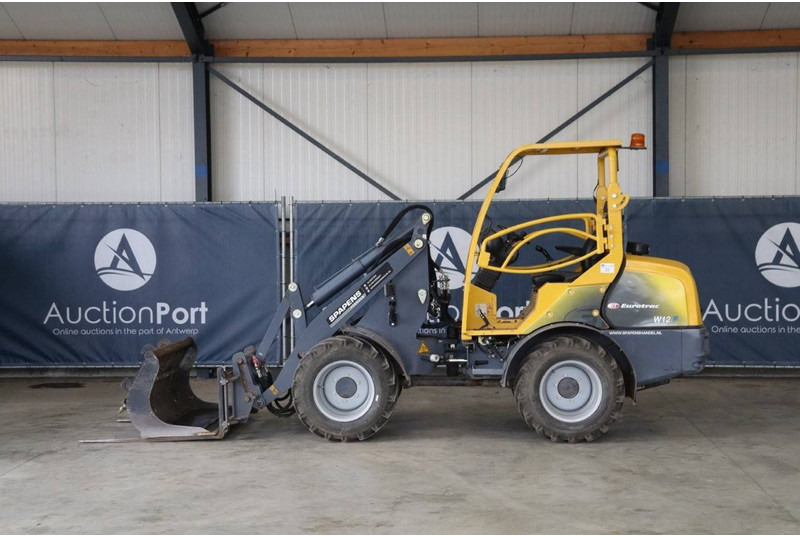 Eurotrac 830/W12-F - Pá carregadora de rodas: foto 2 Eurotrac 830/W12-F - Pá carregadora de rodas: foto 2