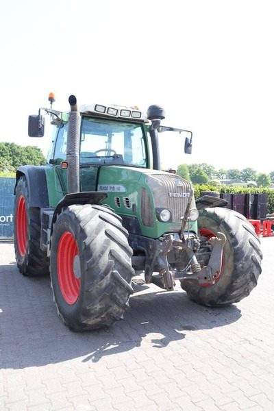 Trator Fendt 718: foto 6