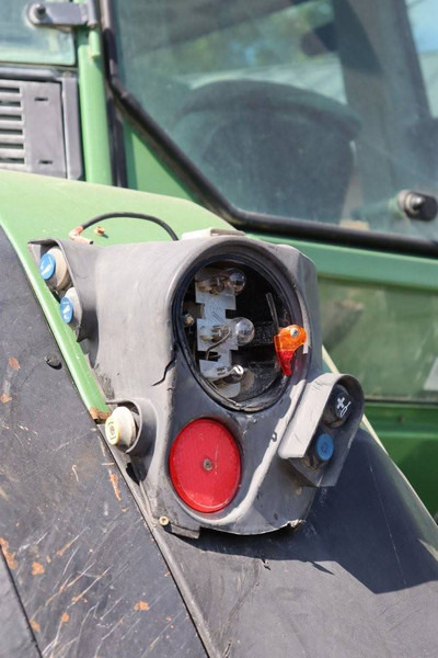 Trator Fendt 718: foto 14