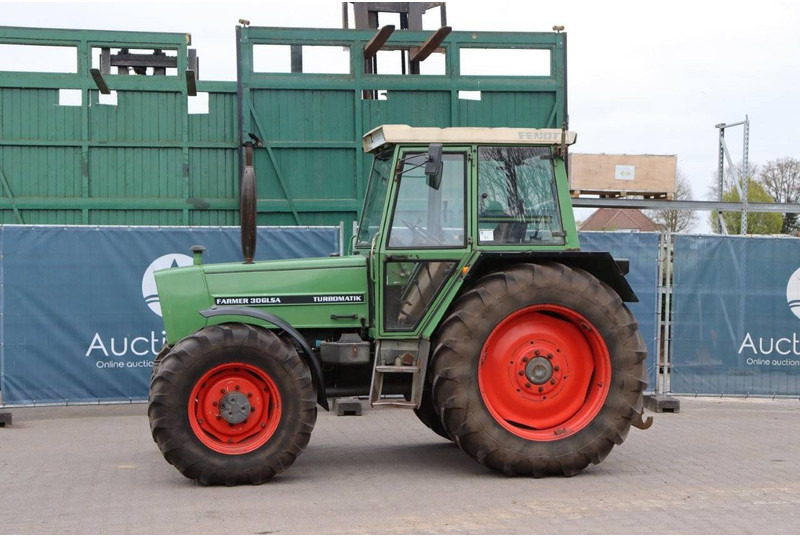 Fendt Farmer 306LSA Turbomatik - Trator: foto 1 Fendt Farmer 306LSA Turbomatik - Trator: foto 1