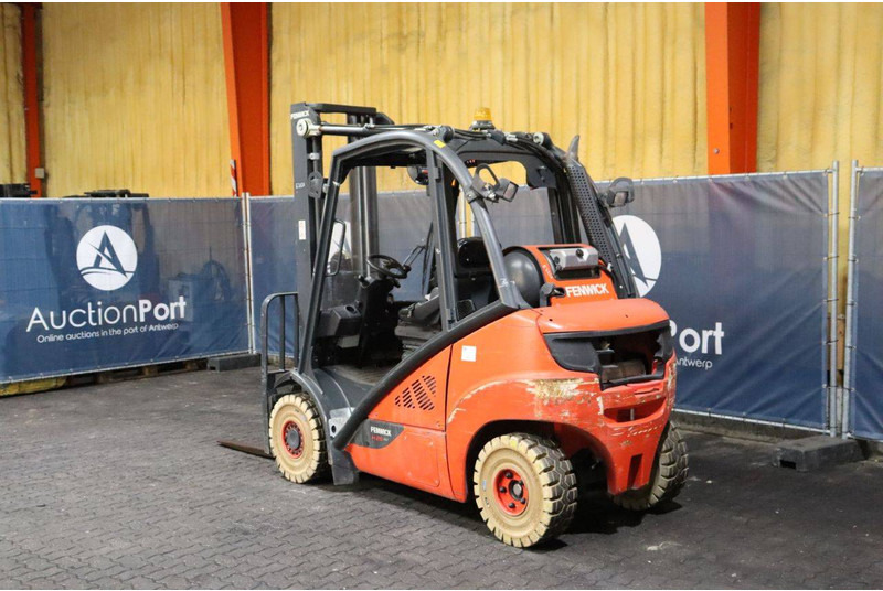 Fenwick-Linde H25T-02 - Empilhadeira a gás: foto 4 Fenwick-Linde H25T-02 - Empilhadeira a gás: foto 4
