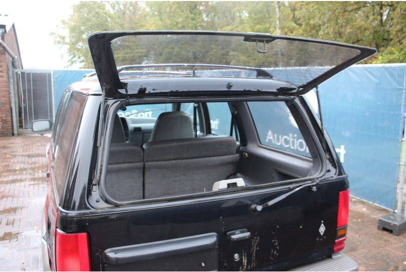 SUV Ford Explorer: foto 20 SUV Ford Explorer: foto 20