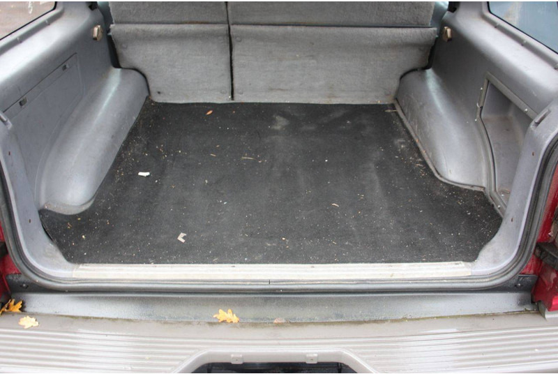 SUV Ford Explorer: foto 18 SUV Ford Explorer: foto 18