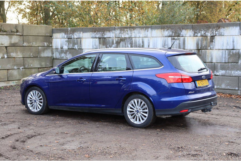Ford Focus - Sedan: foto 3 Ford Focus - Sedan: foto 3
