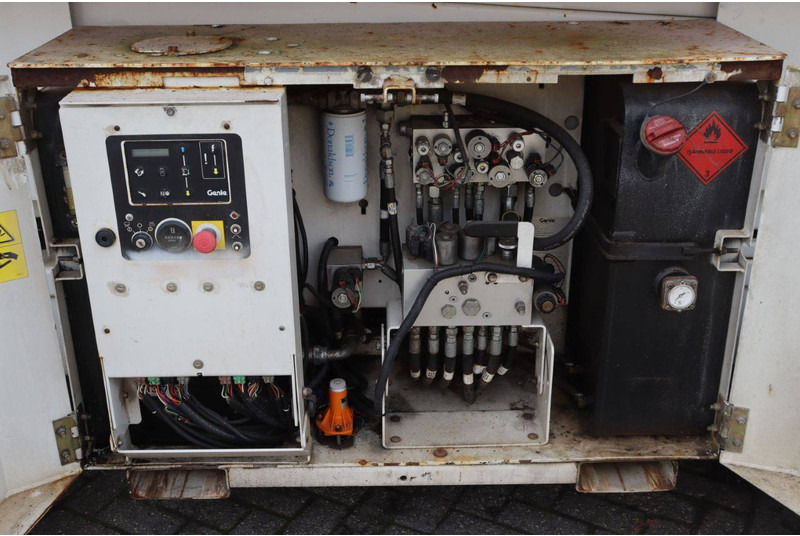 Plataforma de Tijera/ Plataforma de tesoura Genie GS-3369: foto 16