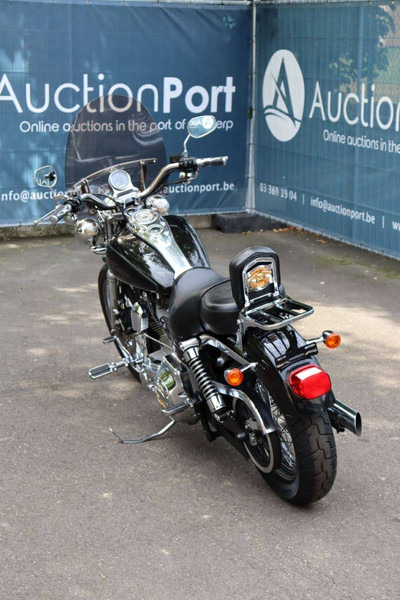 Harley-Davidson Dyna Super Glide Custom - Motocicleta: foto 4 Harley-Davidson Dyna Super Glide Custom - Motocicleta: foto 4