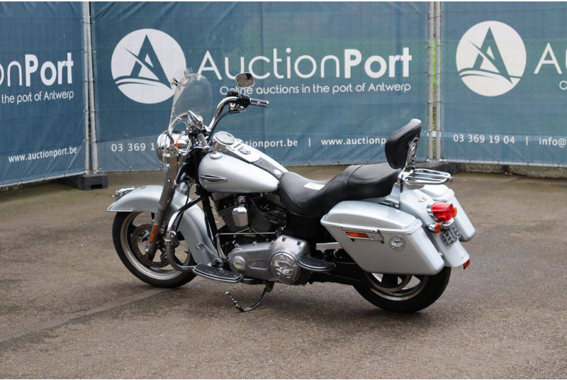 Harley-Davidson Dyna Switchback - Motocicleta: foto 3 Harley-Davidson Dyna Switchback - Motocicleta: foto 3