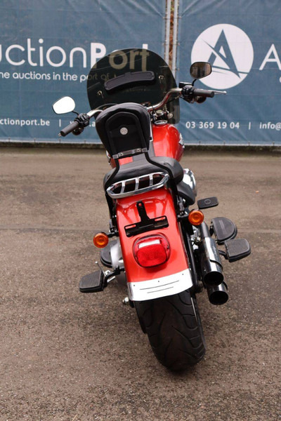 Harley-Davidson Fat Boy Lo - Motocicleta: foto 5 Harley-Davidson Fat Boy Lo - Motocicleta: foto 5