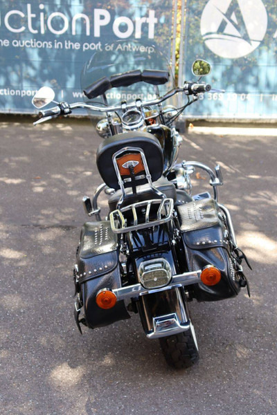 Harley-Davidson Heritage Softail Classic - Motocicleta: foto 5 Harley-Davidson Heritage Softail Classic - Motocicleta: foto 5
