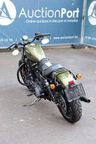 Harley-Davidson Sportster XL883 Iron - Motocicleta: foto 4 Harley-Davidson Sportster XL883 Iron - Motocicleta: foto 4