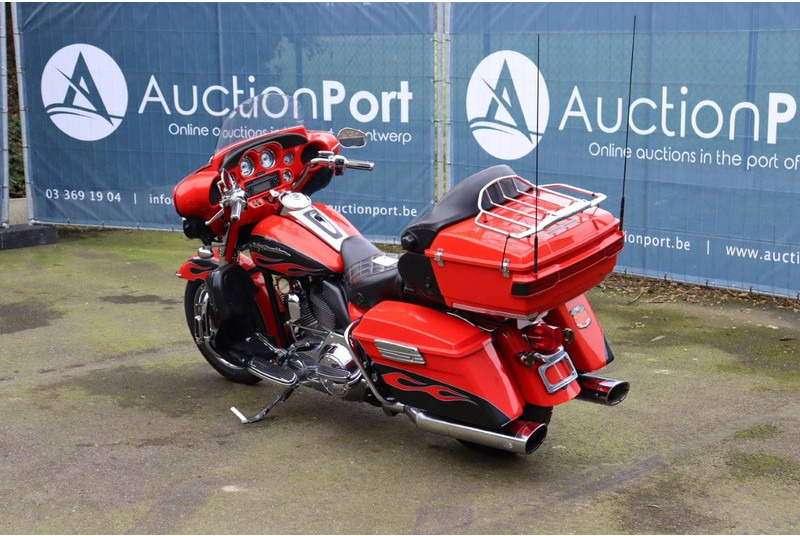 Harley-Davidson Ultra Classic CVO - Motocicleta: foto 4 Harley-Davidson Ultra Classic CVO - Motocicleta: foto 4