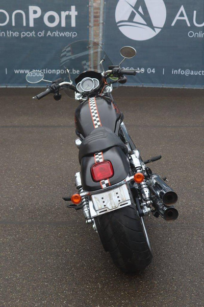 Harley-Davidson V-Rod - Motocicleta: foto 5 Harley-Davidson V-Rod - Motocicleta: foto 5
